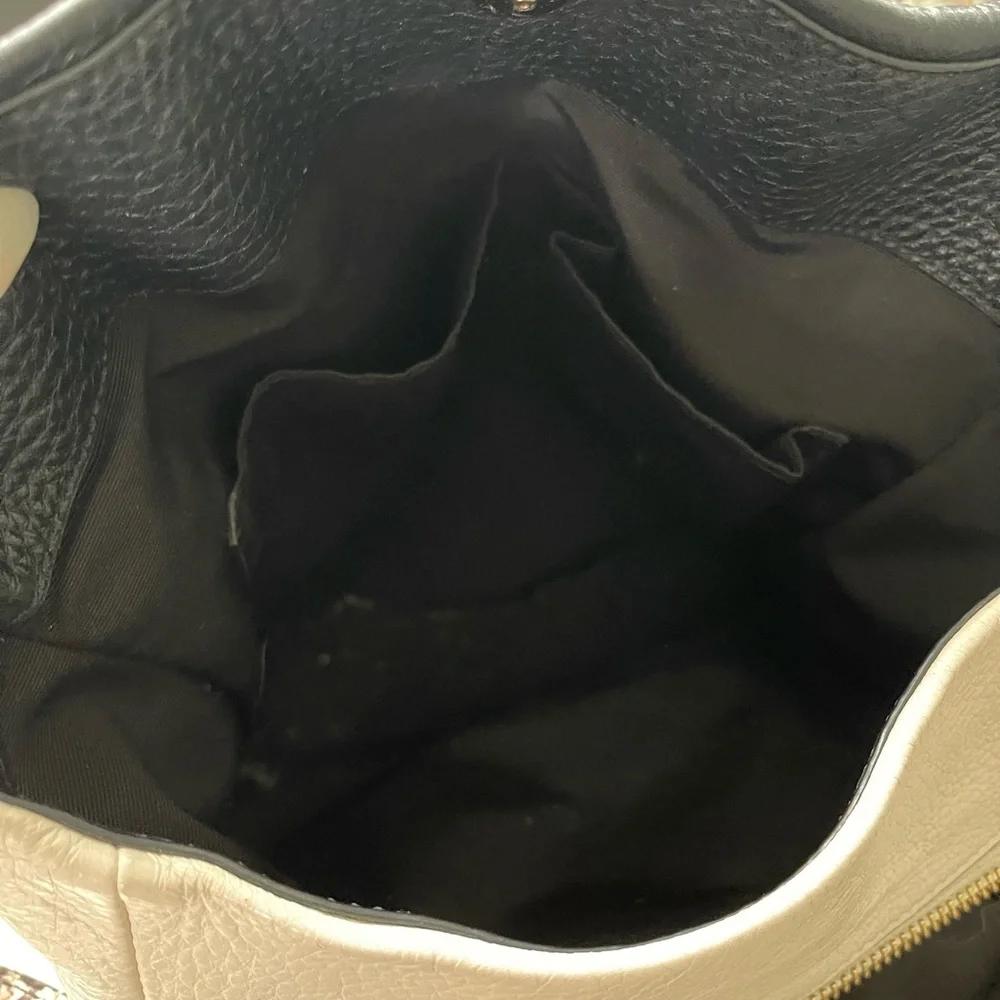 Coach Black and Cream Pebbled Leather Shoulder Bag - Picture 8 of 12